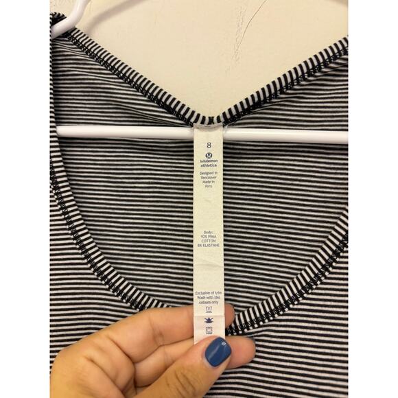 Lululemon Yogini 5 Year Long Sleeve Tee Size 8 Tonka Stripe Black White - Picture 3 of 5